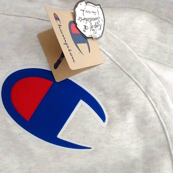 Champion Other - Champion fleece blanket